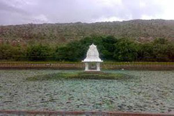 Bharadwaja Tirtham