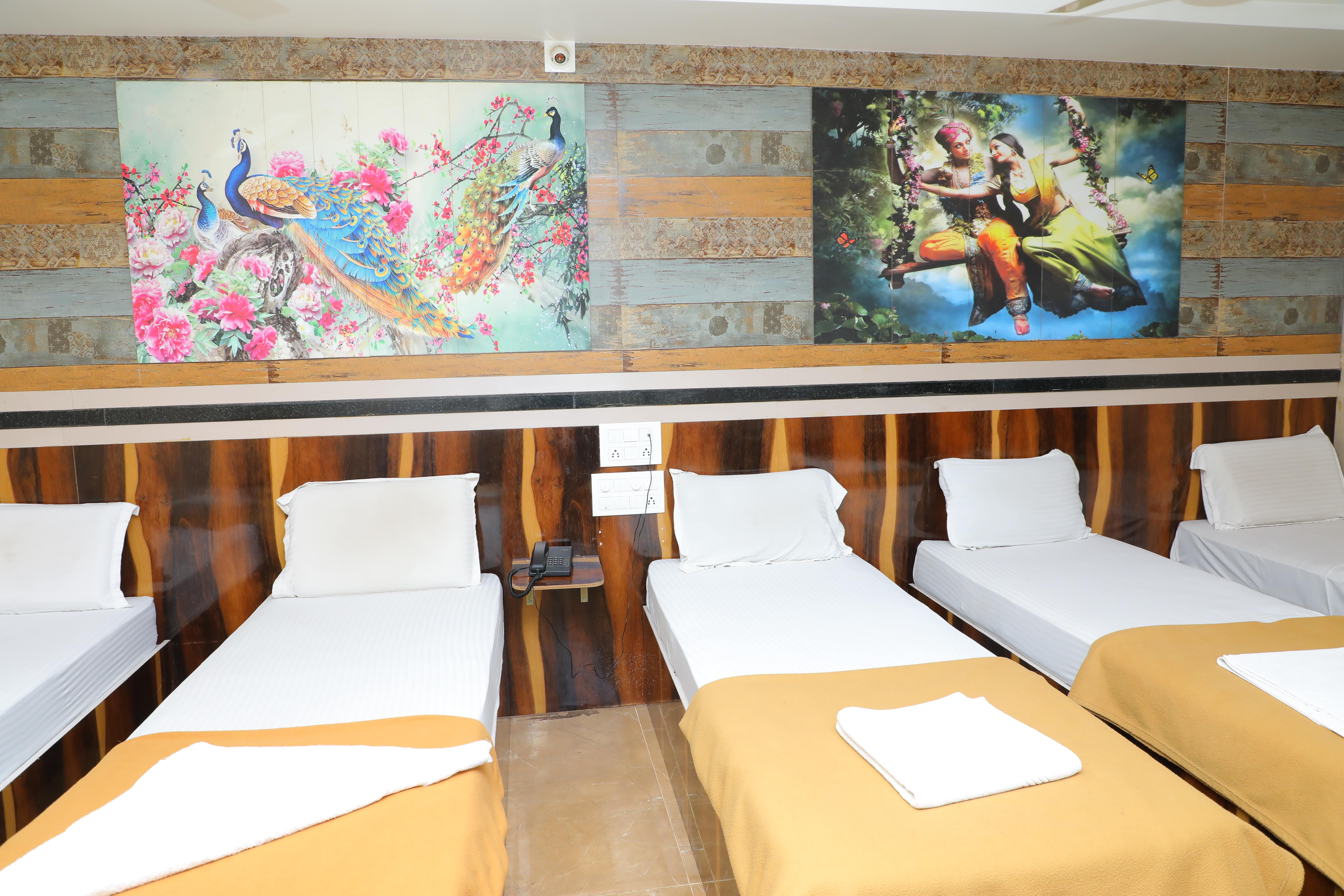 Deluxe Five Bed Room